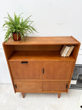 Charger l&#39;image dans la galerie, Buffet scandinave vintage