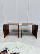 Charger l'image dans la galerie, Paire de tables de chevet 60’s