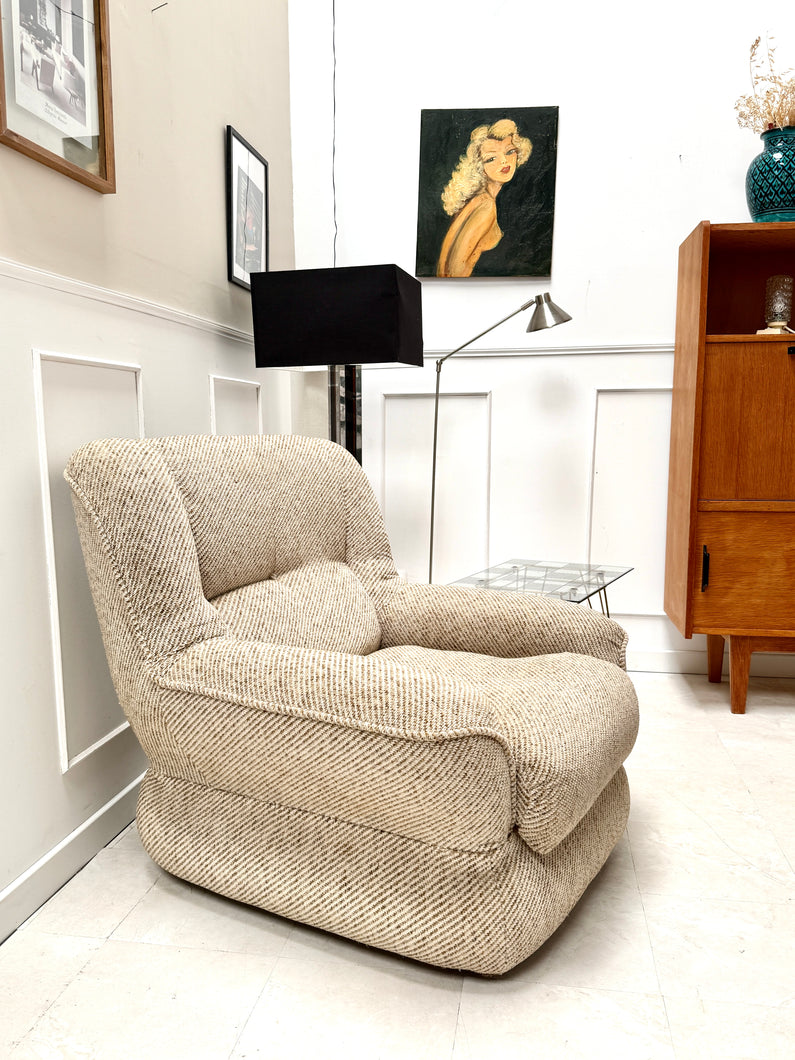 Fauteuil beige années 70