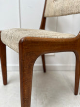 Charger l&#39;image dans la galerie, Paire de chaises danoises vintage