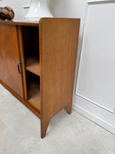 Charger l'image dans la galerie, Buffet scandinave pieds compas