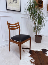 Charger l'image dans la galerie, Lot de 4 chaises scandinaves