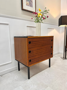 Commode moderniste années 60