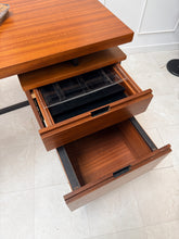 Charger l'image dans la galerie, Bureau moderniste années 60