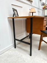 Charger l&#39;image dans la galerie, Bureau moderniste vintage