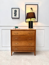 Charger l'image dans la galerie, Commode vintage pieds compas