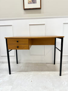 Bureau moderniste vintage