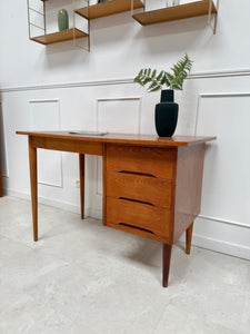 Bureau vintage