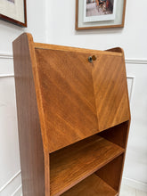Charger l'image dans la galerie, Secrétaire scandinave années 50