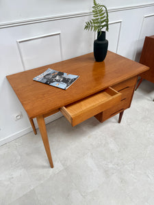 Bureau vintage