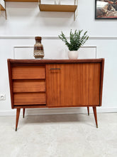 Charger l'image dans la galerie, Buffet vintage