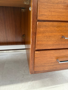 Bureau des années 70