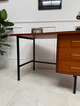 Charger l&#39;image dans la galerie, Bureau moderniste 60’s