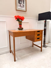 Charger l'image dans la galerie, Bureau scandinave teck blond