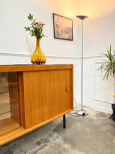 Charger l'image dans la galerie, Enfilade moderniste vintage