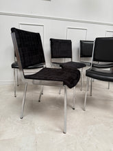 Charger l&#39;image dans la galerie, Lot de 5 chaises années 70
