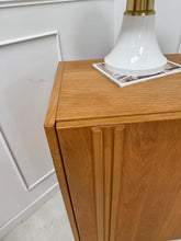 Charger l'image dans la galerie, Buffet / meuble hi-fi vintage