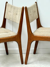 Charger l&#39;image dans la galerie, Paire de chaises danoises vintage
