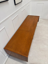 Charger l'image dans la galerie, Enfilade basse scandinave