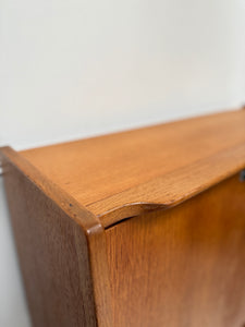 Secrétaire scandinave pieds compas