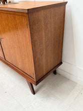Charger l'image dans la galerie, Buffet vintage pieds compas