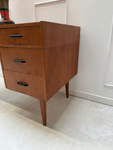 Charger l'image dans la galerie, Bureau scandinave vintage