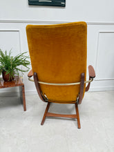 Charger l'image dans la galerie, Fauteuil vintage années 50