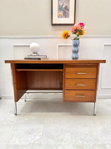Bureau des années 70