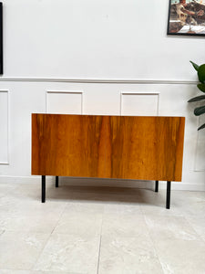 Enfilade moderniste en teck