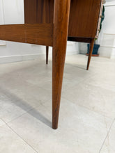 Charger l'image dans la galerie, Bureau scandinave vintage