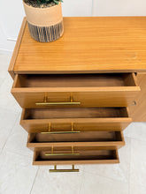 Charger l'image dans la galerie, Buffet vintage années 70