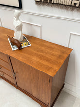 Charger l'image dans la galerie, Buffet vintage pieds compas