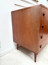 Charger l&#39;image dans la galerie, Commode scandinave en teck vintage