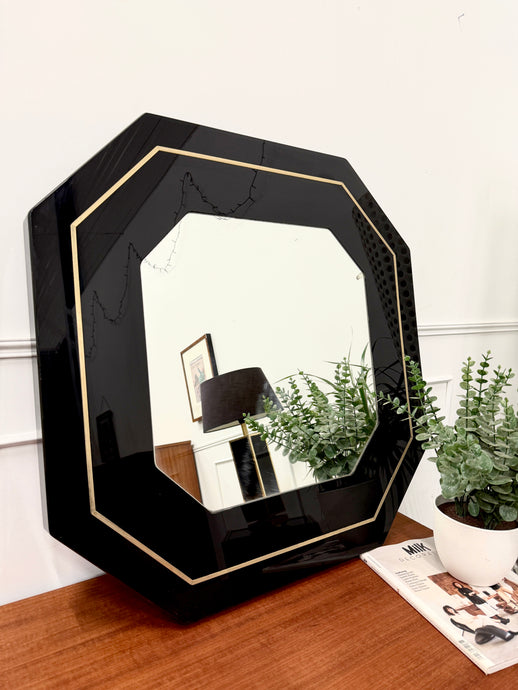 Miroir hexagonal noir et doré