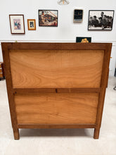 Charger l'image dans la galerie, Commode vintage pieds compas