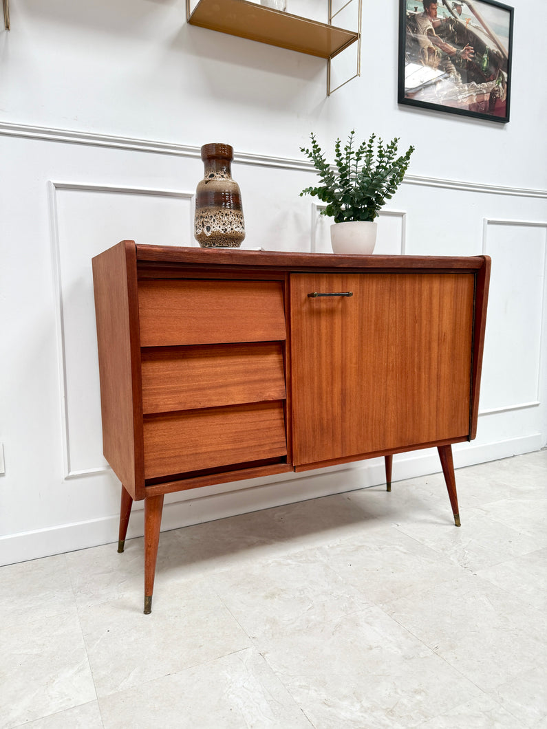 Buffet vintage