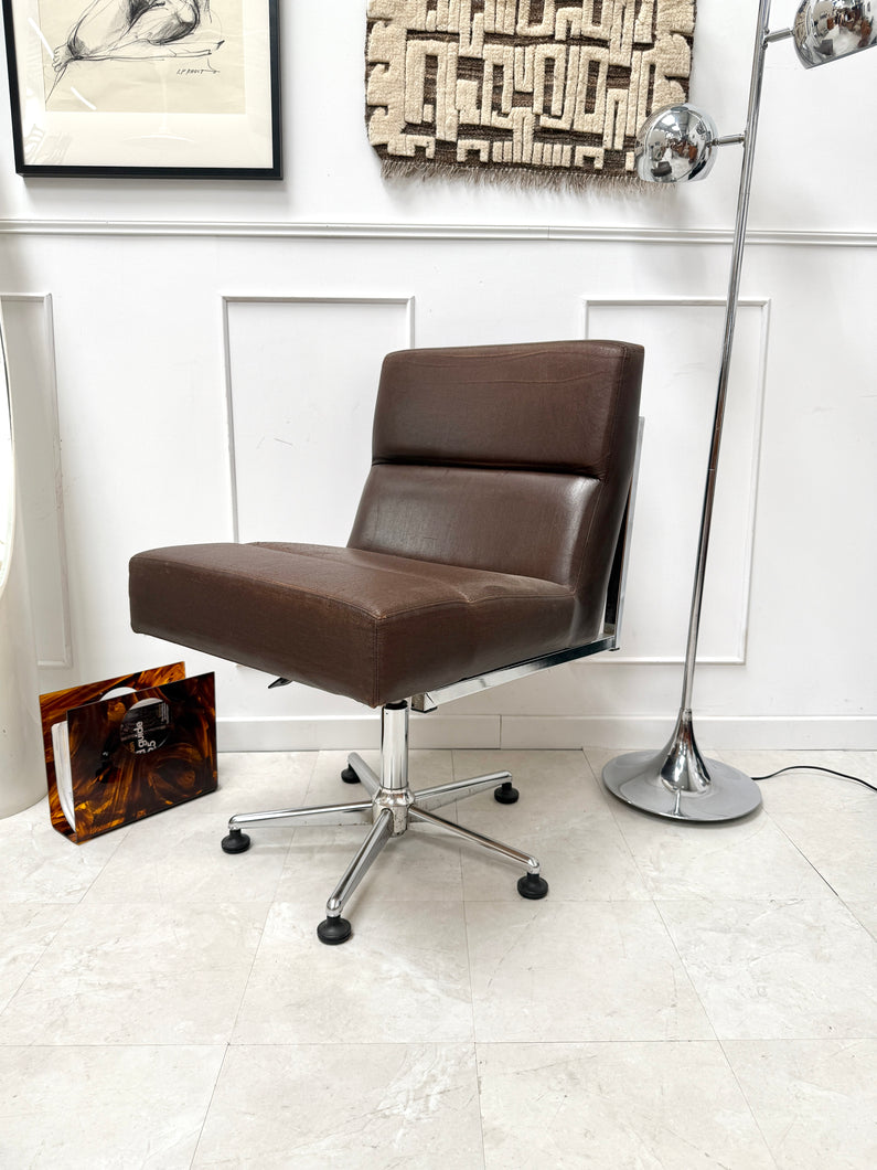 Fauteuil 70’s Skaï marron vintage
