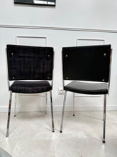 Charger l&#39;image dans la galerie, Lot de 5 chaises années 70