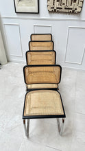 Charger l&#39;image dans la galerie, Lot de 4 chaises B32 noires