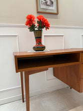 Charger l'image dans la galerie, Bureau scandinave vintage
