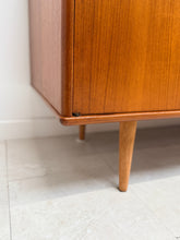 Charger l'image dans la galerie, Enfilade vintage scandinave