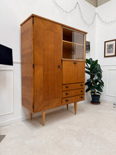 Charger l'image dans la galerie, Armoire vintage années 50