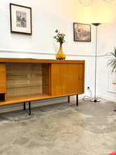 Charger l'image dans la galerie, Enfilade moderniste vintage