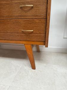 Commode pieds compas