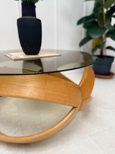 Charger l'image dans la galerie, Table basse vintage