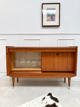 Charger l&#39;image dans la galerie, Petite enfilade scandinave éclairée
