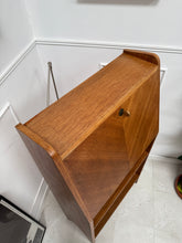 Charger l'image dans la galerie, Secrétaire scandinave années 50