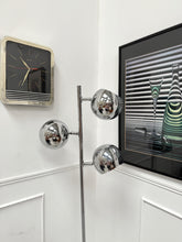 Charger l&#39;image dans la galerie, Lampadaire en chrome vintage
