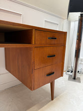 Charger l'image dans la galerie, Bureau scandinave vintage