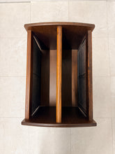 Charger l'image dans la galerie, Porte-revues scandinave